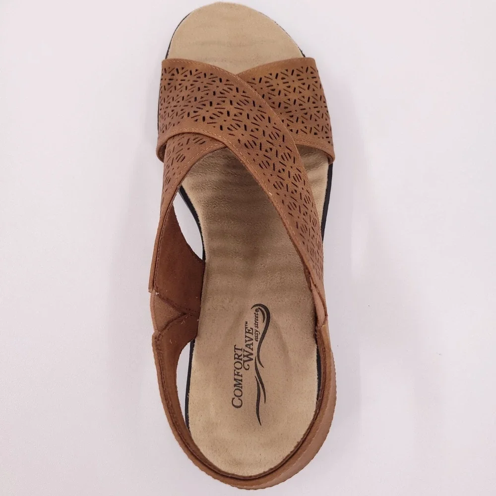 Easy Street Comfort Wave Claudia Slingback Sandals Tan Womens 7.5 N‎ Slip On